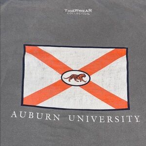 Gray Comfort Colors Auburn University TigerWear Shirt  Size Large.